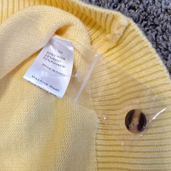 BTFBM pullover 1/4 button relaxed heavy sweater - ruffles - yellow - M - Picture 5 of 10